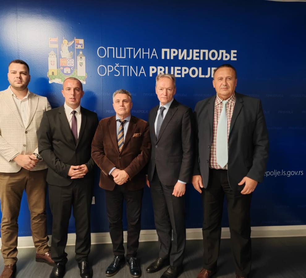 ДИПЛОМАТСКА ДЕЛЕГАЦИЈА АМБАСАДОРА БЕЛОРУСИЈЕ И СЕВЕРНЕ МАКЕДОНИЈЕ ПОСЕТИЛА ОПШТИНУ ПРИЈЕПОЉЕ